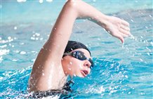 Schwimmen im Wellness-Paradies Cron4